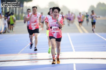 BINH DUONG NEW CITY HALF MARATHON 2024 - Ảnh #1760138