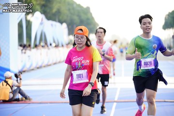 BINH DUONG NEW CITY HALF MARATHON 2024 - Ảnh #1758365