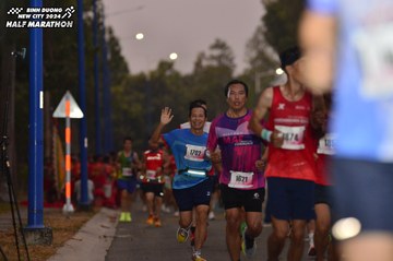 BINH DUONG NEW CITY HALF MARATHON 2024 - Ảnh #1740974