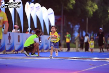 BINH DUONG NEW CITY HALF MARATHON 2024 - Ảnh #1729310