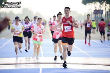 BINH DUONG NEW CITY HALF MARATHON 2024 - Ảnh #1762536
