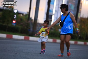 BINH DUONG NEW CITY HALF MARATHON 2024 - Ảnh #1727876