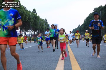 BINH DUONG NEW CITY HALF MARATHON 2024 - Ảnh #1727793