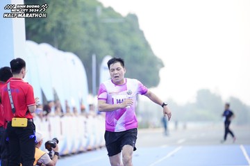 BINH DUONG NEW CITY HALF MARATHON 2024 - Ảnh #1771731