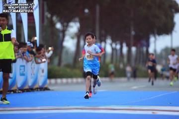 BINH DUONG NEW CITY HALF MARATHON 2024 - Ảnh #1728878