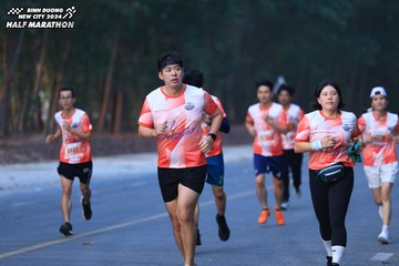 BINH DUONG NEW CITY HALF MARATHON 2024 - Ảnh #1750109