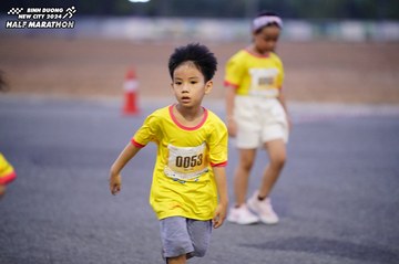 BINH DUONG NEW CITY HALF MARATHON 2024 - Ảnh #1725783