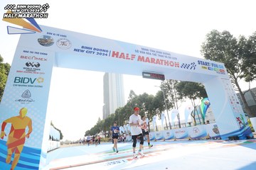 BINH DUONG NEW CITY HALF MARATHON 2024 - Ảnh #1818826