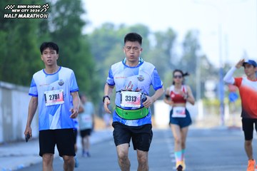 BINH DUONG NEW CITY HALF MARATHON 2024 - Ảnh #1768385