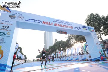 BINH DUONG NEW CITY HALF MARATHON 2024 - Ảnh #1819552