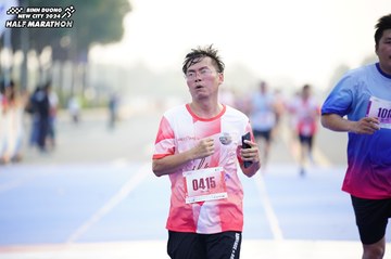 BINH DUONG NEW CITY HALF MARATHON 2024 - Ảnh #1758431