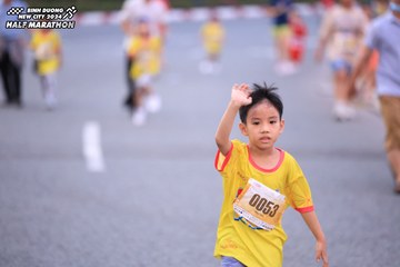 BINH DUONG NEW CITY HALF MARATHON 2024 - Ảnh #1727055