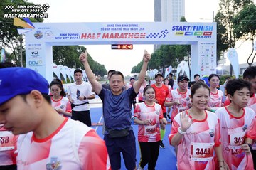 BINH DUONG NEW CITY HALF MARATHON 2024 - Ảnh #1770657