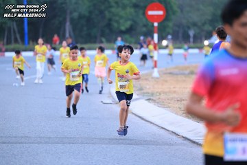 BINH DUONG NEW CITY HALF MARATHON 2024 - Ảnh #1726430