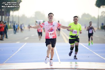BINH DUONG NEW CITY HALF MARATHON 2024 - Ảnh #1761504