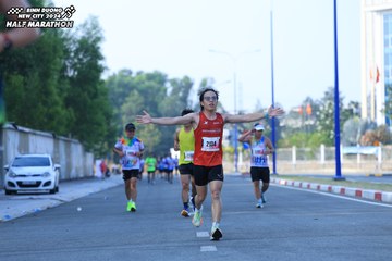 BINH DUONG NEW CITY HALF MARATHON 2024 - Ảnh #1766705