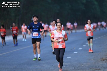 BINH DUONG NEW CITY HALF MARATHON 2024 - Ảnh #1750606