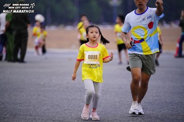 BINH DUONG NEW CITY HALF MARATHON 2024 - Ảnh #1725615