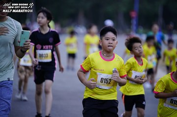 BINH DUONG NEW CITY HALF MARATHON 2024 - Ảnh #1724654