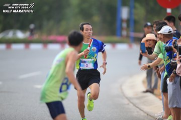 BINH DUONG NEW CITY HALF MARATHON 2024 - Ảnh #1736257