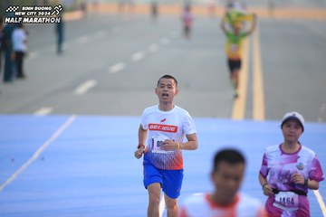 BINH DUONG NEW CITY HALF MARATHON 2024 - Ảnh #1740890