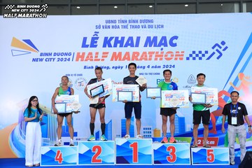 BINH DUONG NEW CITY HALF MARATHON 2024 - Ảnh #1790541