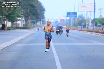 BINH DUONG NEW CITY HALF MARATHON 2024 - Ảnh #1765192