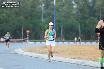 BINH DUONG NEW CITY HALF MARATHON 2024 - Ảnh #1735412