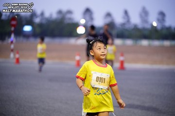 BINH DUONG NEW CITY HALF MARATHON 2024 - Ảnh #1725910