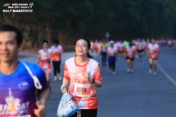 BINH DUONG NEW CITY HALF MARATHON 2024 - Ảnh #1772092