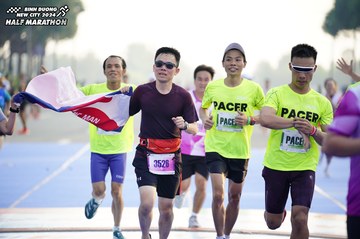 BINH DUONG NEW CITY HALF MARATHON 2024 - Ảnh #1762502