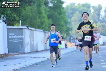 BINH DUONG NEW CITY HALF MARATHON 2024 - Ảnh #1768456