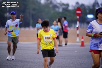 BINH DUONG NEW CITY HALF MARATHON 2024 - Ảnh #1725612