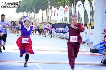BINH DUONG NEW CITY HALF MARATHON 2024 - Ảnh #1761149