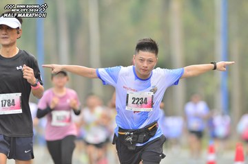 BINH DUONG NEW CITY HALF MARATHON 2024 - Ảnh #1755377