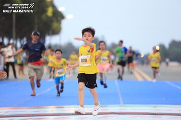 BINH DUONG NEW CITY HALF MARATHON 2024 - Ảnh #1727571