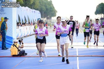 BINH DUONG NEW CITY HALF MARATHON 2024 - Ảnh #1761350