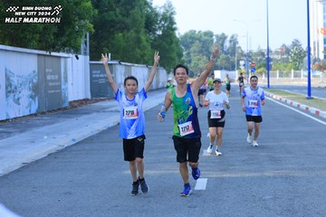 BINH DUONG NEW CITY HALF MARATHON 2024 - Ảnh #1769107
