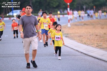 BINH DUONG NEW CITY HALF MARATHON 2024 - Ảnh #1726988