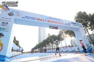 BINH DUONG NEW CITY HALF MARATHON 2024 - Ảnh #1820824