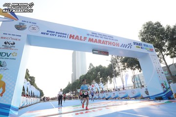 BINH DUONG NEW CITY HALF MARATHON 2024 - Ảnh #1821492