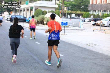 BINH DUONG NEW CITY HALF MARATHON 2024 - Ảnh #1755772