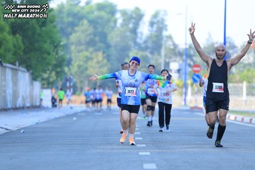 BINH DUONG NEW CITY HALF MARATHON 2024 - Ảnh #1768028