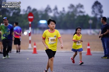 BINH DUONG NEW CITY HALF MARATHON 2024 - Ảnh #1725677