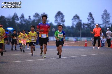 BINH DUONG NEW CITY HALF MARATHON 2024 - Ảnh #1728098