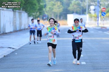 BINH DUONG NEW CITY HALF MARATHON 2024 - Ảnh #1771399