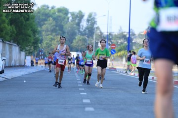 BINH DUONG NEW CITY HALF MARATHON 2024 - Ảnh #1765716