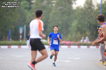 BINH DUONG NEW CITY HALF MARATHON 2024 - Ảnh #1736547