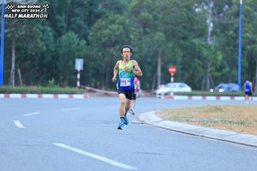 BINH DUONG NEW CITY HALF MARATHON 2024 - Ảnh #1735989