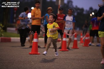 BINH DUONG NEW CITY HALF MARATHON 2024 - Ảnh #1728428